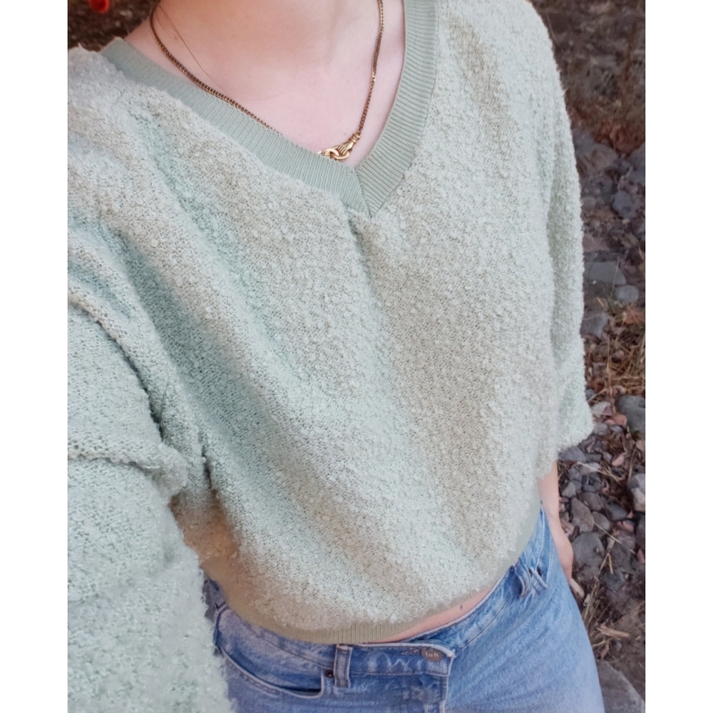 🍵Matcha Fuzzy Cropped Sweater - Picture 3 of 4